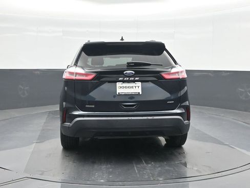 Used 2023 Ford Edge SE image 17