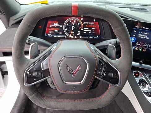 Used 2023 Chevrolet Corvette Stingray Premium Cpe w/ Z51 Performance Package RWD image 16