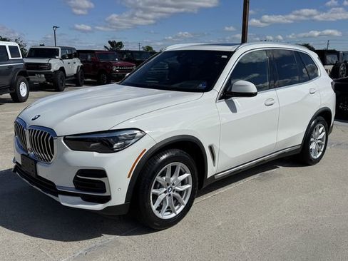 Used 2023 BMW X5 xDrive40i w/ Premium Package AWD/4WD image 10
