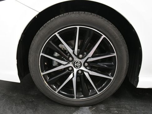 Certified 2024 Toyota Camry SE image 31