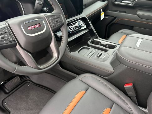 New 2026 GMC Sierra 2500 AT4 w/ AT4 Premium Plus Package AWD/4WD image 9