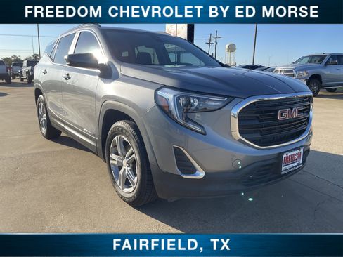 Used 2021 GMC Terrain SLE w/ Driver Convenience Package image 1