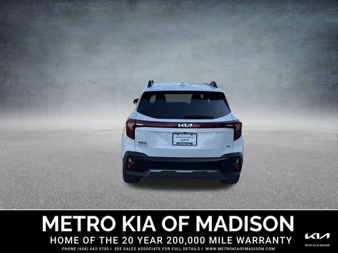 Used 2024 Kia Seltos X-Line AWD/4WD image 5