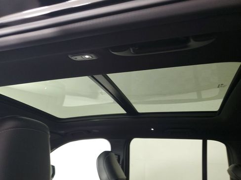 New 2026 Jeep Grand Cherokee Limited AWD/4WD image 16