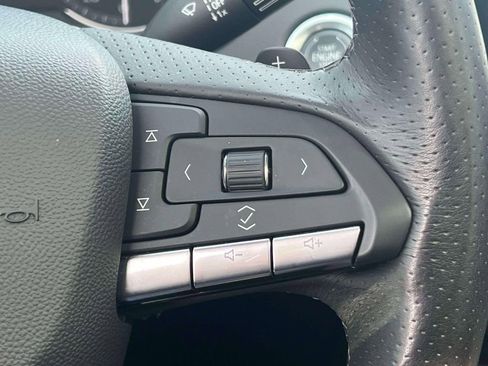 Used 2023 Cadillac XT4 Sport image 22