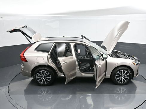 New 2025 Volvo XC60 B5 Core w/ Protection Package Premier AWD/4WD image 48
