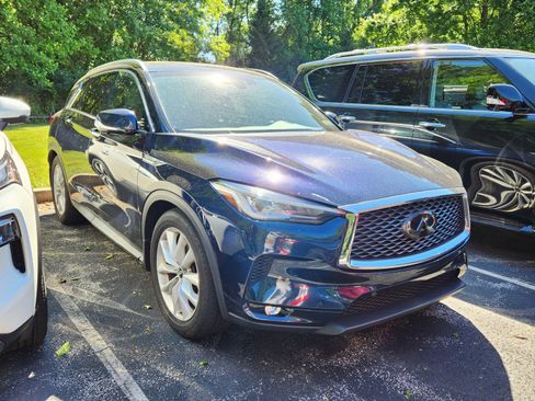 Certified 2019 INFINITI QX50 Essential w/ Proactive Package AWD/4WD image 2