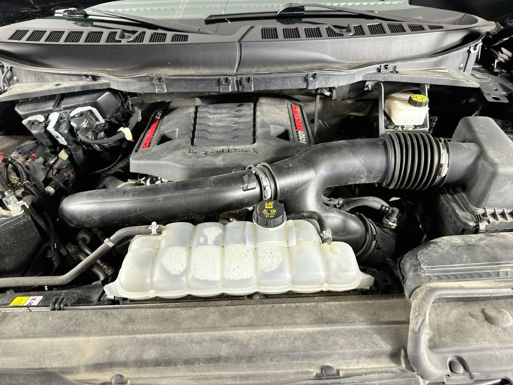 Used 2023 Ford F150 Raptor AWD/4WD image 39