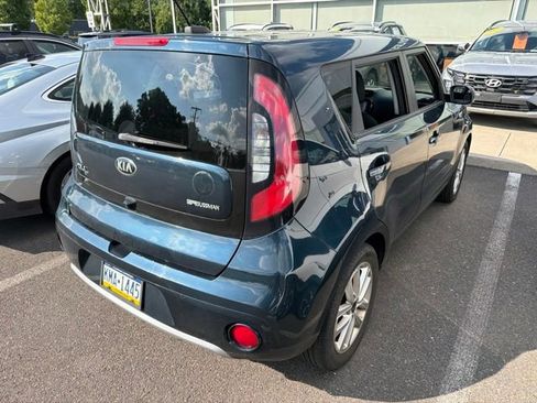Used 2018 Kia Soul + w/ Audio Package FWD image 11