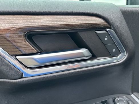 Used 2024 Chevrolet Silverado 1500 RST image 21