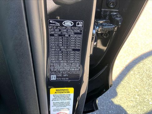 New 2026 Land Rover Discovery Sport Landmark AWD/4WD image 18