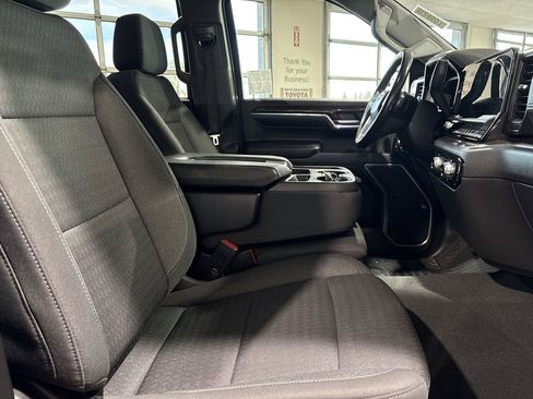 Used 2022 GMC Sierra 1500 Elevation image 25