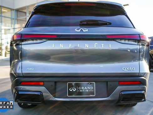 Certified 2025 INFINITI QX60 Luxe w/ Vision Package image 10