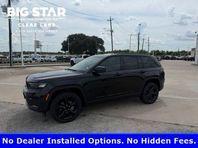 Used 2023 Jeep Grand Cherokee Altitude