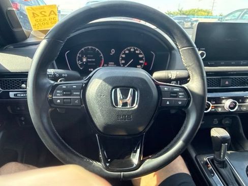 Used 2024 Honda Civic Sport image 6
