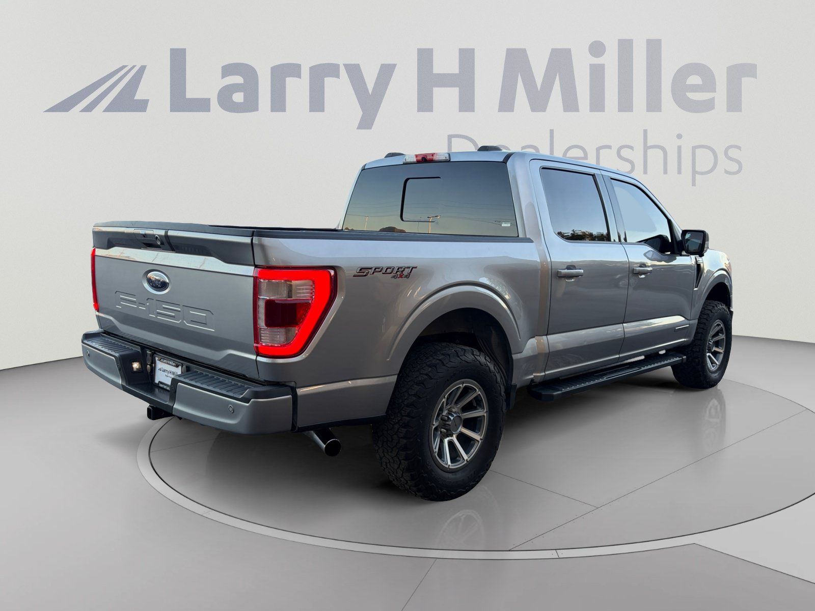 Used 2021 Ford F150 Lariat AWD/4WD image 5