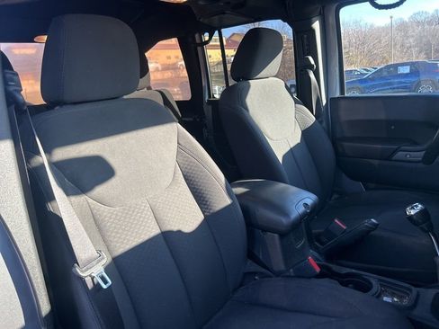 Used 2016 Jeep Wrangler Unlimited Sport w/ Quick Order Package 23S image 30