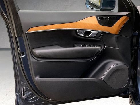 Certified 2023 Volvo XC90 B6 Plus w/ Protection Package Premier AWD/4WD image 20