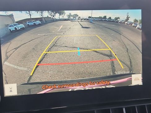 Used 2025 Toyota RAV4 LE AWD/4WD image 18