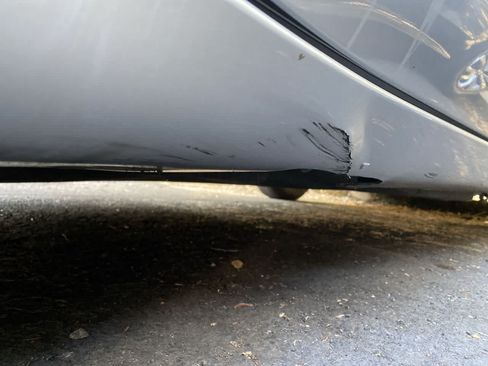 Used 2024 Chrysler Pacifica Limited FWD image 39