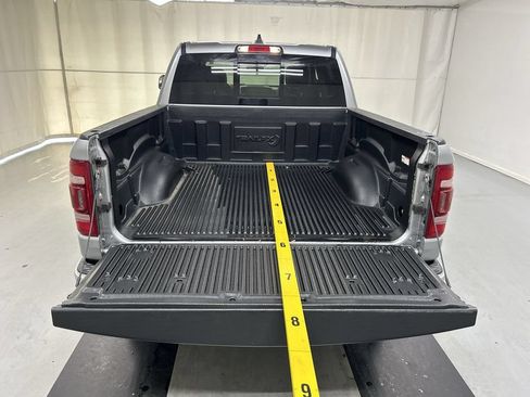 Used 2019 RAM 1500 Laramie AWD/4WD image 22