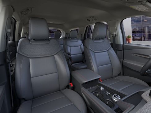 New 2026 Ford Explorer Active AWD/4WD image 10
