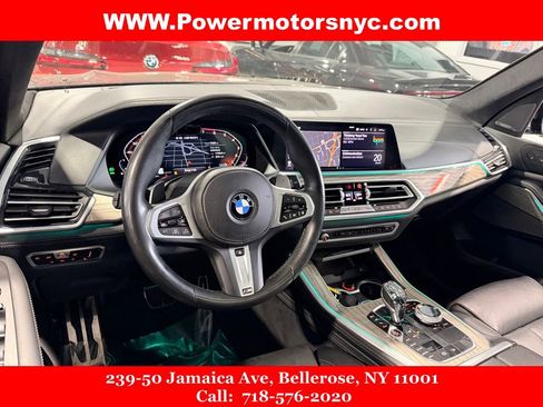 Used 2020 BMW X5 M50i w/ Executive Package image 21