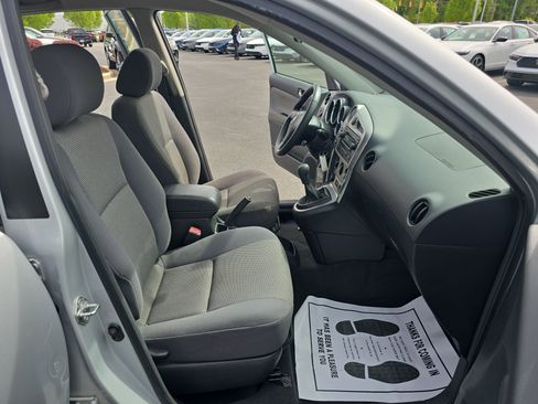 Used 2007 Toyota Matrix FWD image 10