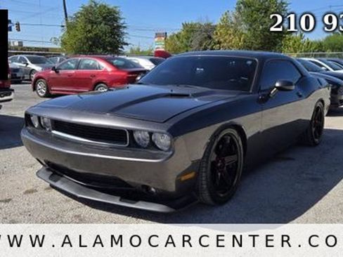 Used 2014 Dodge Challenger SXT w/ Super Sport Group (SS/T) RWD image 1