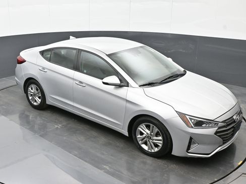 Used 2019 Hyundai Elantra SEL image 29