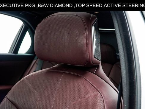 Used 2025 BMW 750e xDrive w/ Executive Package AWD/4WD image 53