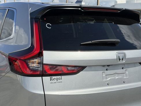 Used 2025 Honda CR-V EX-L image 11