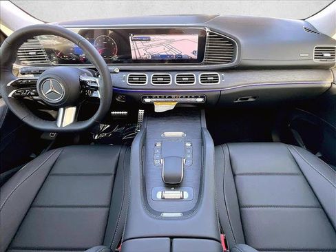 New 2026 Mercedes-Benz GLS 450 4MATIC image 7