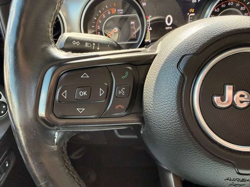 Used 2019 Jeep Wrangler Unlimited Sport S AWD/4WD image 36