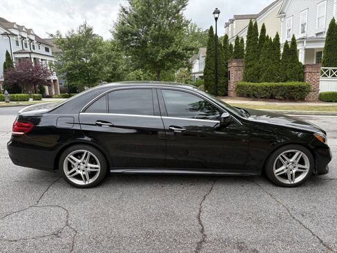Used 2014 Mercedes-Benz E 350 Sedan image 11