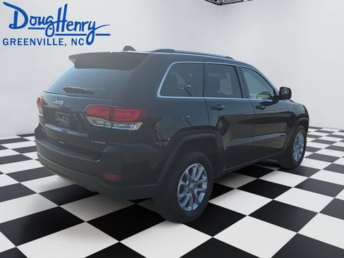 Used 2021 Jeep Grand Cherokee Laredo RWD image 5