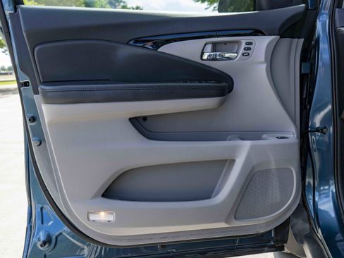 Used 2019 Honda Pilot Touring image 37