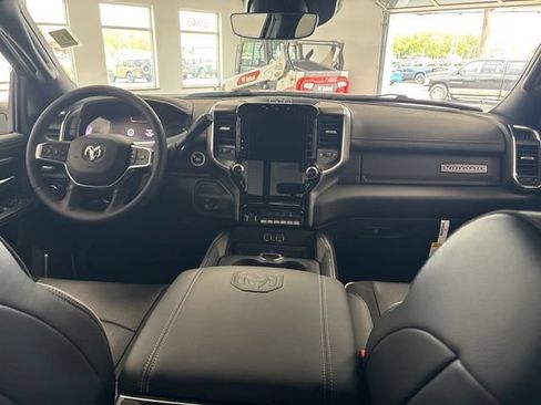 New 2026 RAM 3500 Laramie AWD/4WD image 31