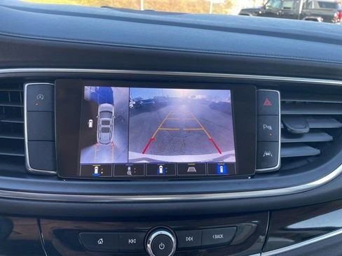 Used 2022 Buick Enclave Avenir image 21