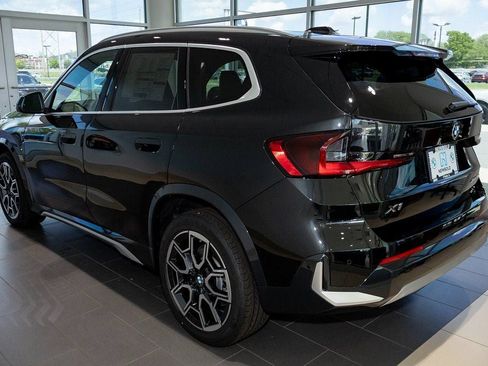 Used 2025 BMW X1 xDrive28i w/ Premium Package AWD/4WD image 4