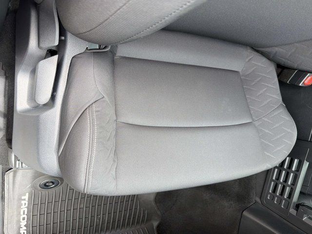 Certified 2024 Toyota Tacoma SR AWD/4WD image 15