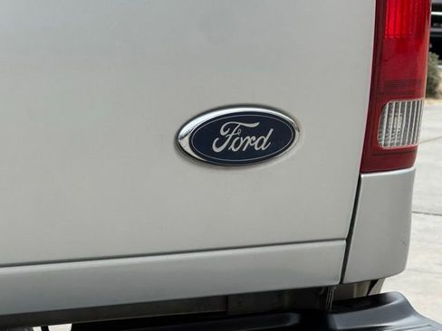 Used 2005 Ford F350 XLT image 15