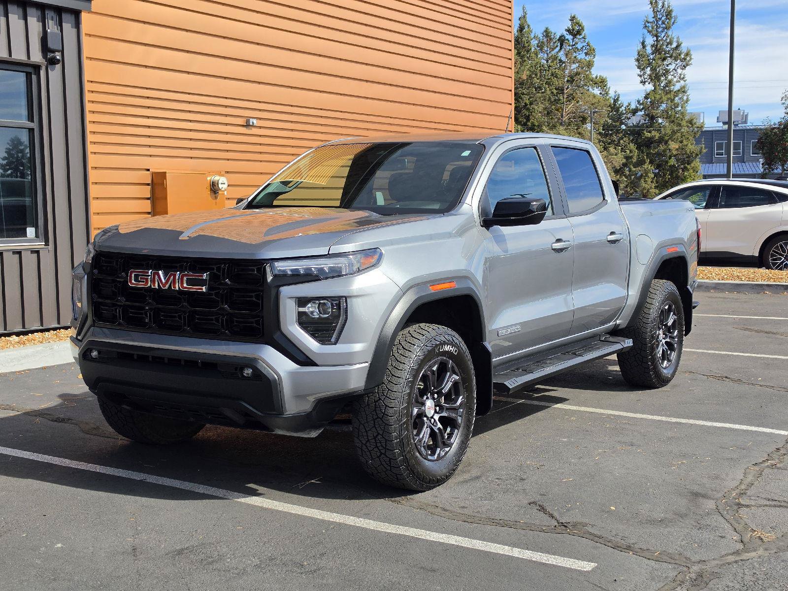 Used 2023 GMC Canyon Elevation w/ Elevation Premium Package AWD/4WD image 1