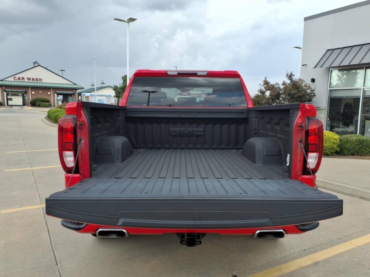 Used 2024 GMC Sierra 1500 Elevation w/ LPO, Elevation Black Package AWD/4WD image 5