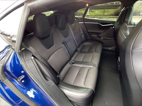 Used 2017 Tesla Model S 75 image 28