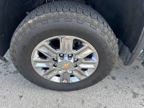 Used 2026 Chevrolet Silverado 2500 High Country w/ Technology Package AWD/4WD image 53