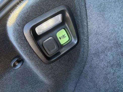 New 2026 Chevrolet Corvette Stingray Coupe w/ Battery Protection Package image 43