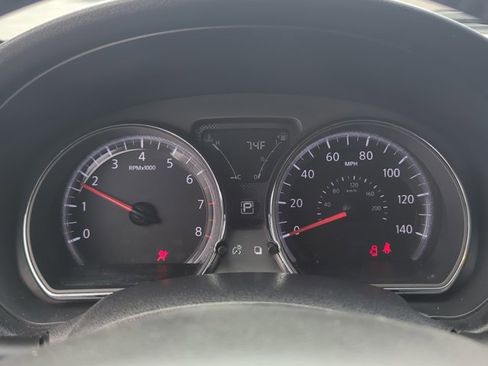 Used 2019 Nissan Versa SV w/ SV Special Edition Package image 10