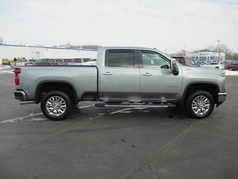 Used 2024 Chevrolet Silverado 2500 LTZ w/ LTZ Premium Package image 5