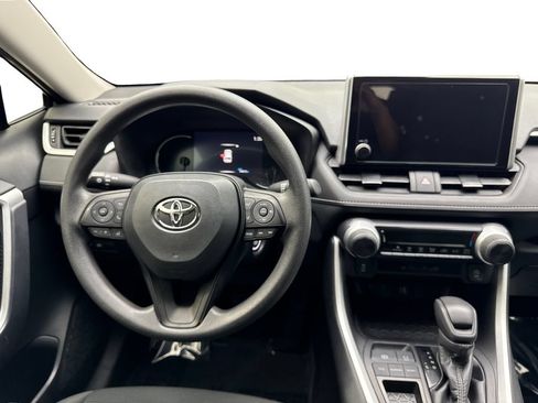 Used 2024 Toyota RAV4 LE FWD image 53